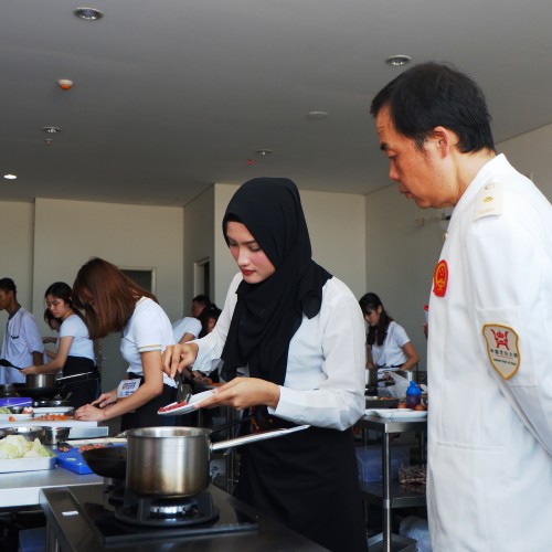 Semifinal Miss Culinary: Wajib Bikin Menu Sehat Dalam 30 Menit